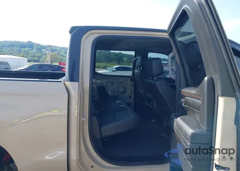 2022 Chevrolet Silverado 1500 4Wd Short Bed Lt Trail Boss from USA, damaged, VIN 3GCUDFED3NG617805